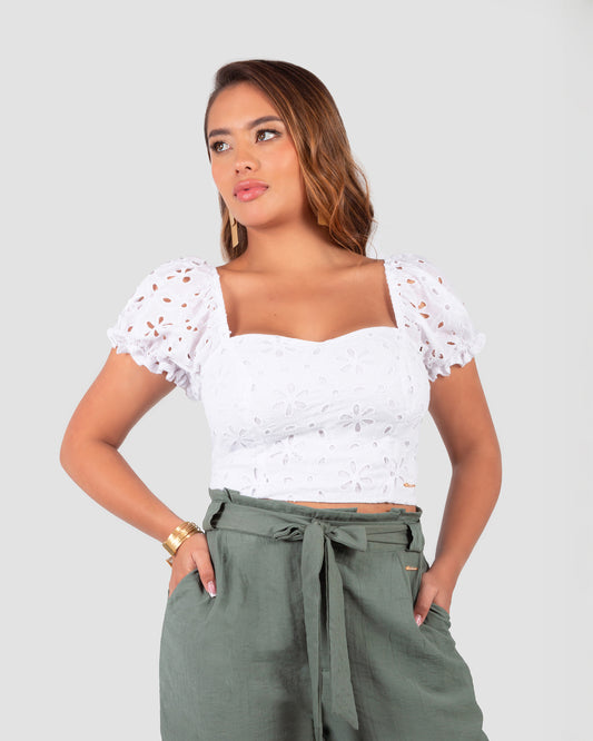 Blusa corta - Blusa con ojalillo - Blusa escote cuadrado - Outfit casual 